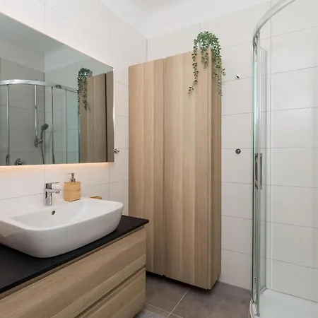 Awesome In With Wifi Apartment *